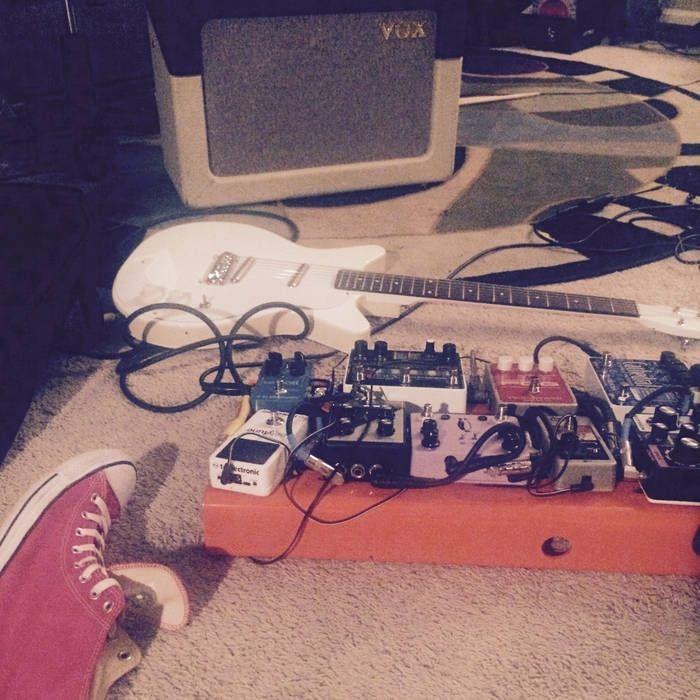 Portada de Sencillo/EP "bedroom waltz", de Affectionately