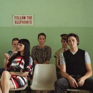 Portada de Álbum "Follow The Elephants", de Aaron Thomas