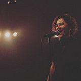 Capa do Single/EP "Louvor em Piano e Voz", de Wendy Menezes