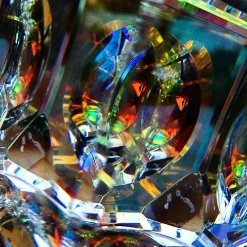 Capa do Álbum "Interdimensional Tesseract", de WILLOW