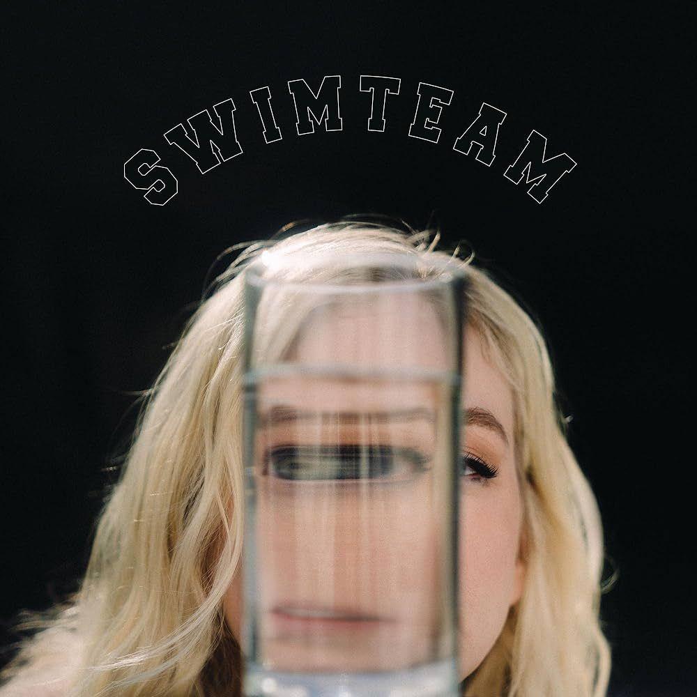 Capa do Álbum "Swimteam", de Emily Kinney