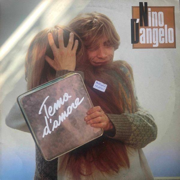 Album cover of "Tema D'amore" by Nino D'Angelo