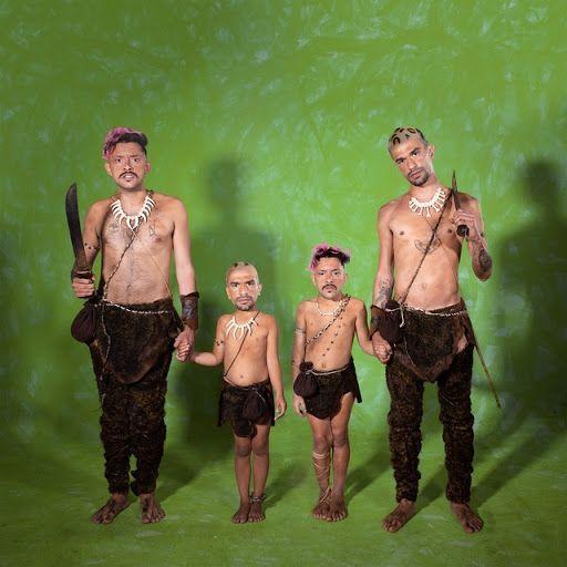 Portada de Álbum "Crianças Selvagens", de Hot e Oreia