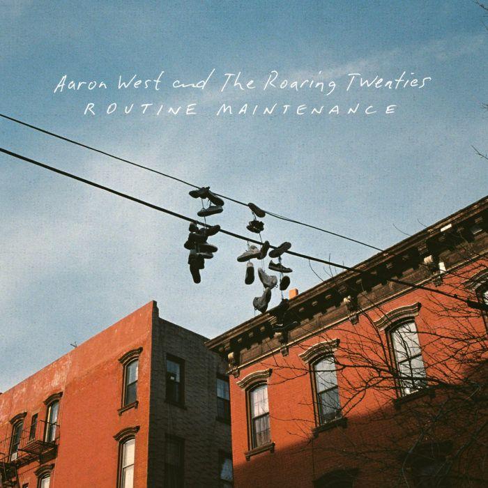 Portada de Álbum "Routine Maintenance", de Aaron West and the Roaring Twenties