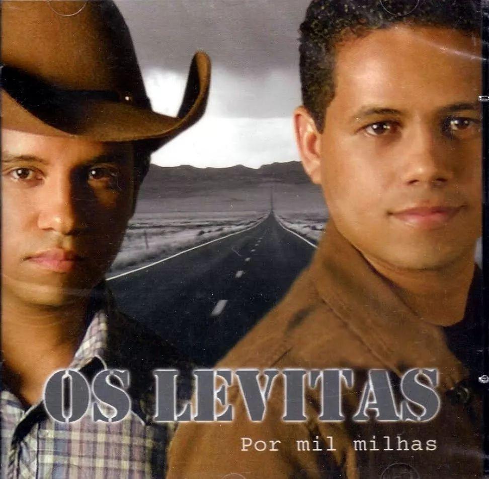 Portada de Álbum "Por Mil Milhas", de Os Levitas