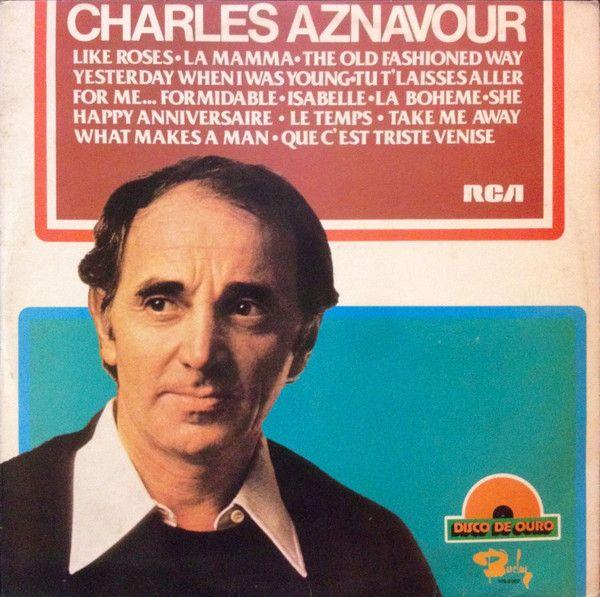 Capa do álbum " Disco De Ouro", de Charles Aznavour