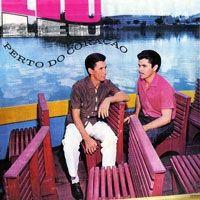 Album cover of "Perto do Coração" by Liu e Léu