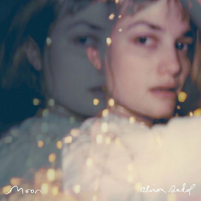 Capa do Single/EP "Moon", de Alison Sudol