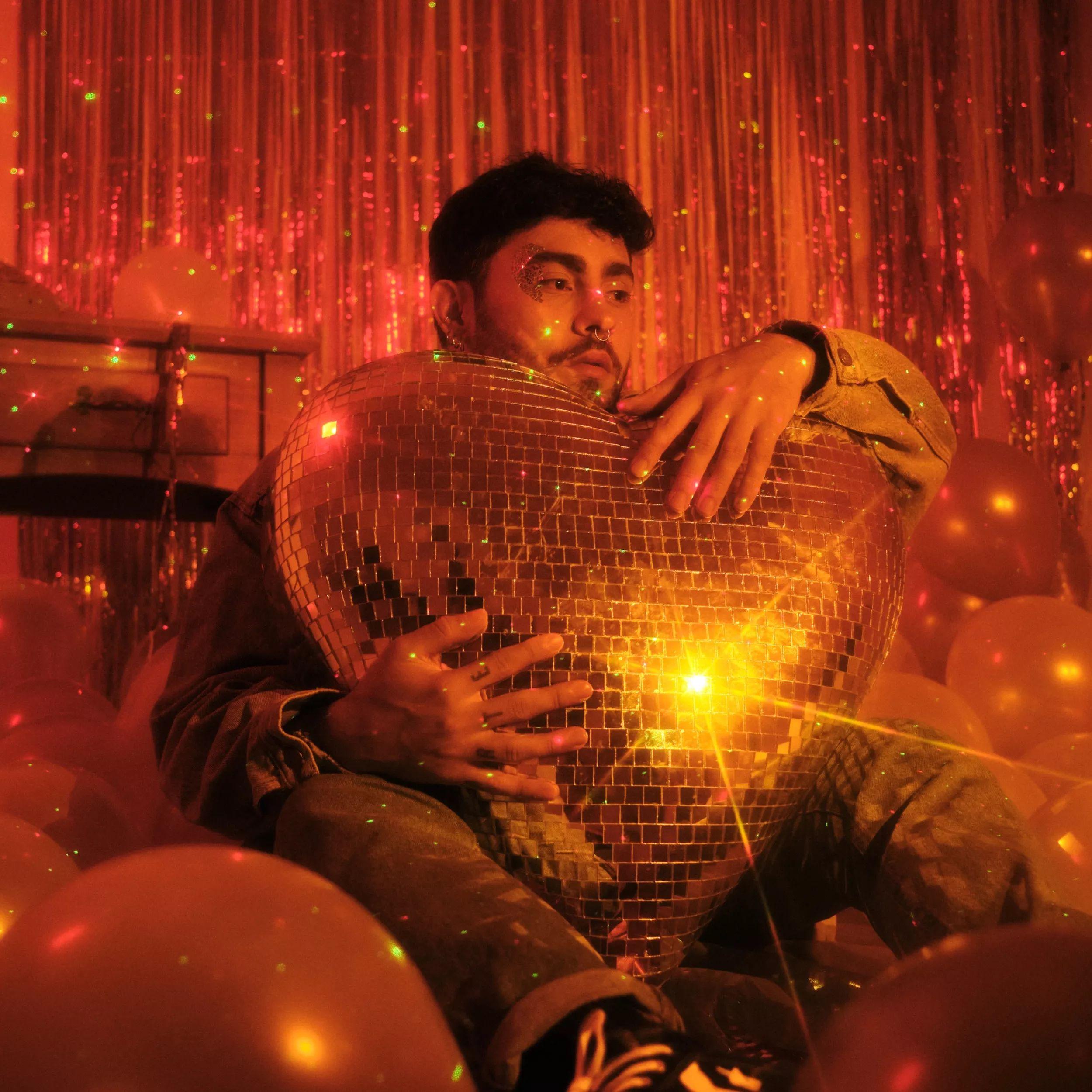 Capa do Álbum "Clube Dos Corações Partidos", de John Bianchi