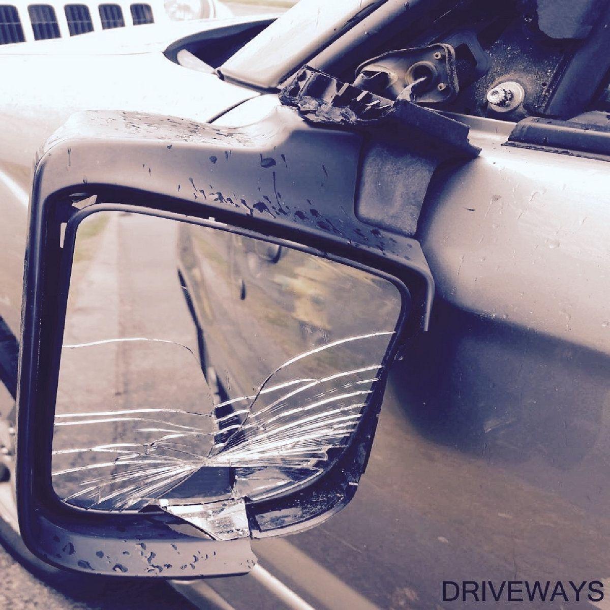 Capa do Single/EP "Side Mirror", de Driveways