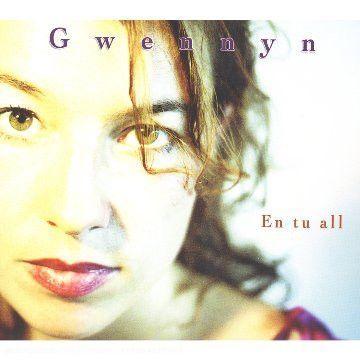 Portada de Álbum "En Tu All", de Gwennyn