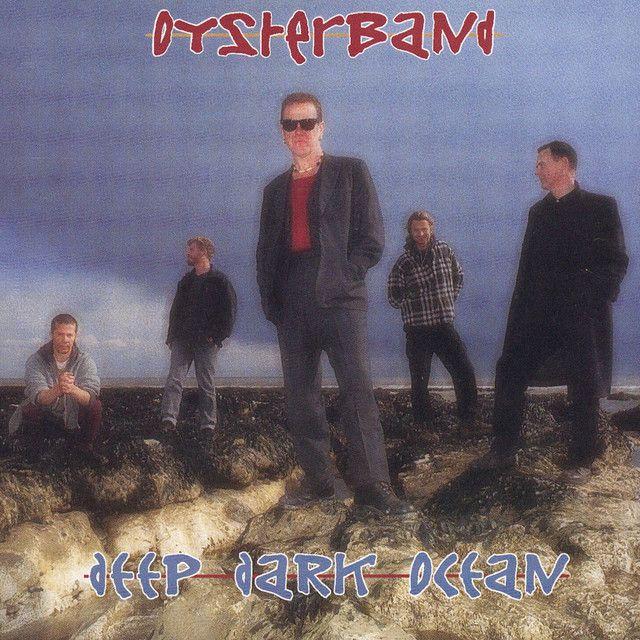Capa do Álbum "Deep Dark Ocean", de Oysterband