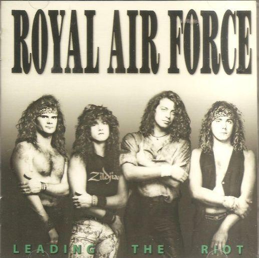 Portada de Álbum "Leading The Riot", de Royal Air Force