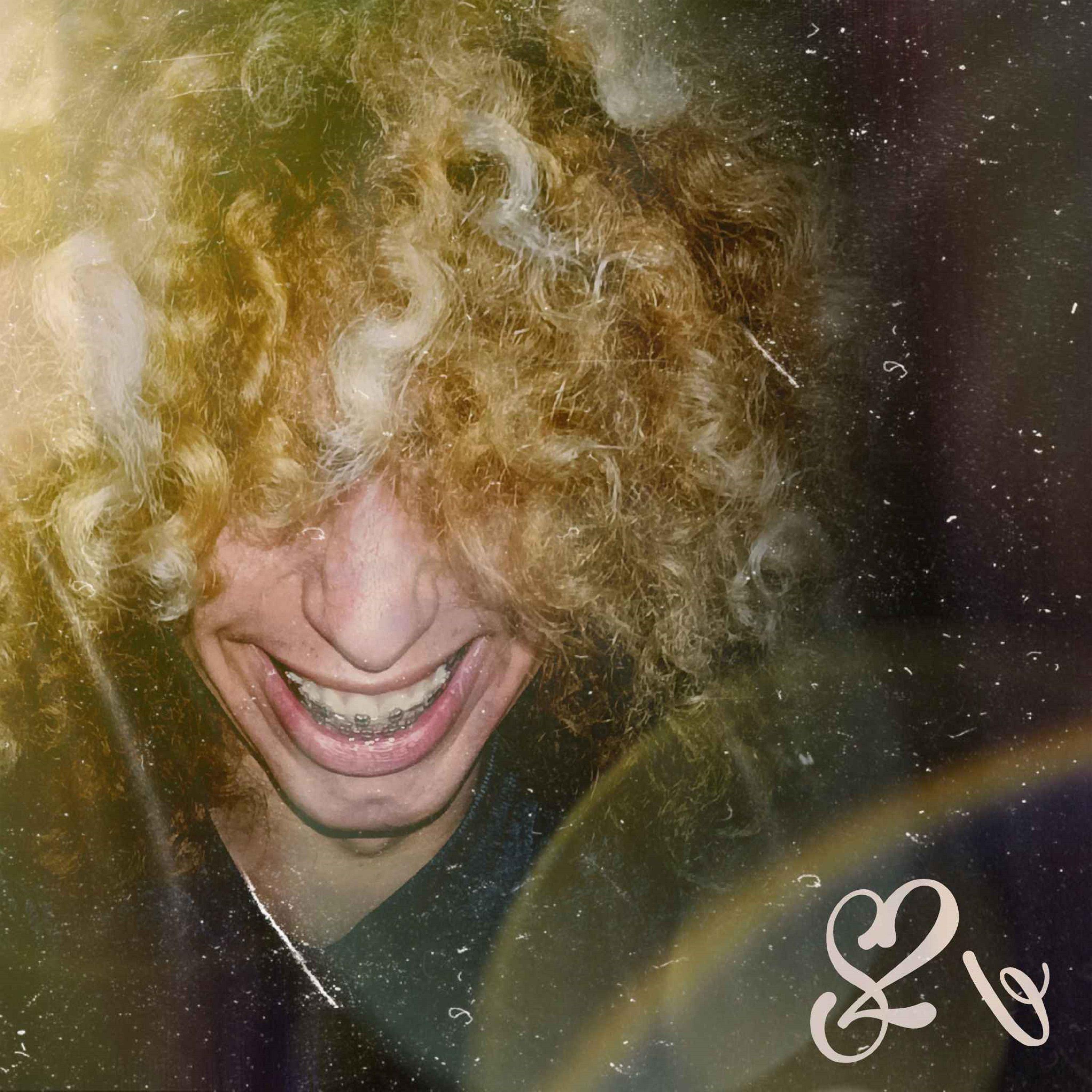 Portada del álbum "Love Chain", de Cameron Carson