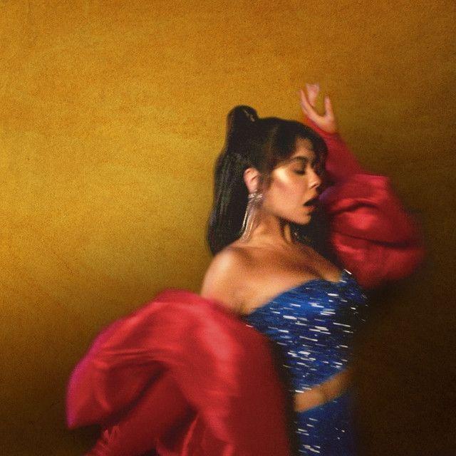 Portada de Álbum "La Pista", de Juliana Velasquez