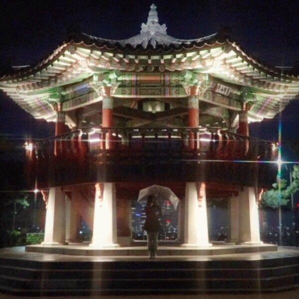 Capa do Single/EP "MORE HYPER", de Effie