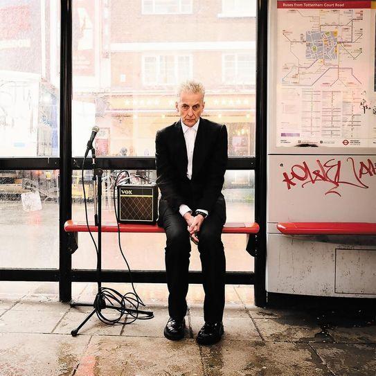 Capa do Álbum "Sweet Illusions", de Peter Capaldi