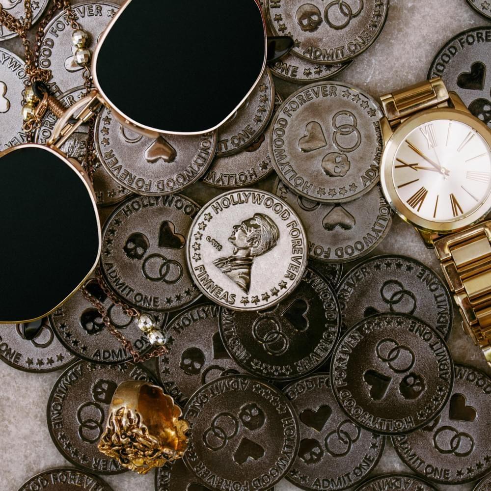 Capa do Single/EP "Hollywood Forever", de FINNEAS