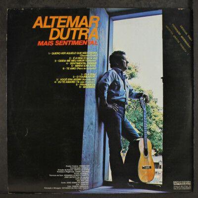 Portada del álbum "Mais Sentimental", de Altemar Dutra