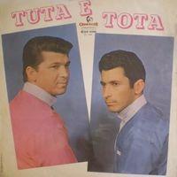 Capa do Álbum "A Força do Amor", de Tuta e Tota