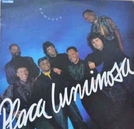 Capa do Álbum "Romance", de Placa Luminosa