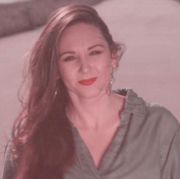 Portada de Sencillo/EP "La Trailera ", de Bárbara Intriago