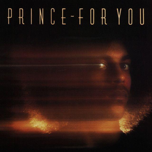 Portada del álbum "For You", de Prince