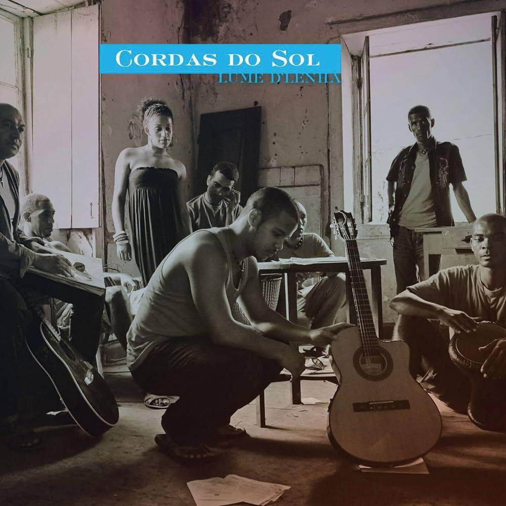 Album cover of "Lume D'Lenha" by Cordas do Sol