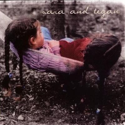 Portada de Álbum "Under Feet Like Ours", de Tegan And Sara