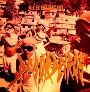 Portada de Álbum "A Lei do Bicho", de Desordeiros