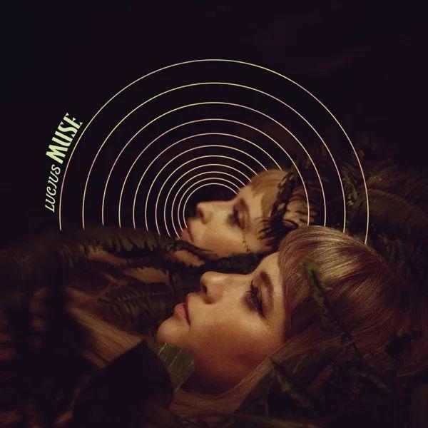 Capa do álbum "Muse", de Lucius