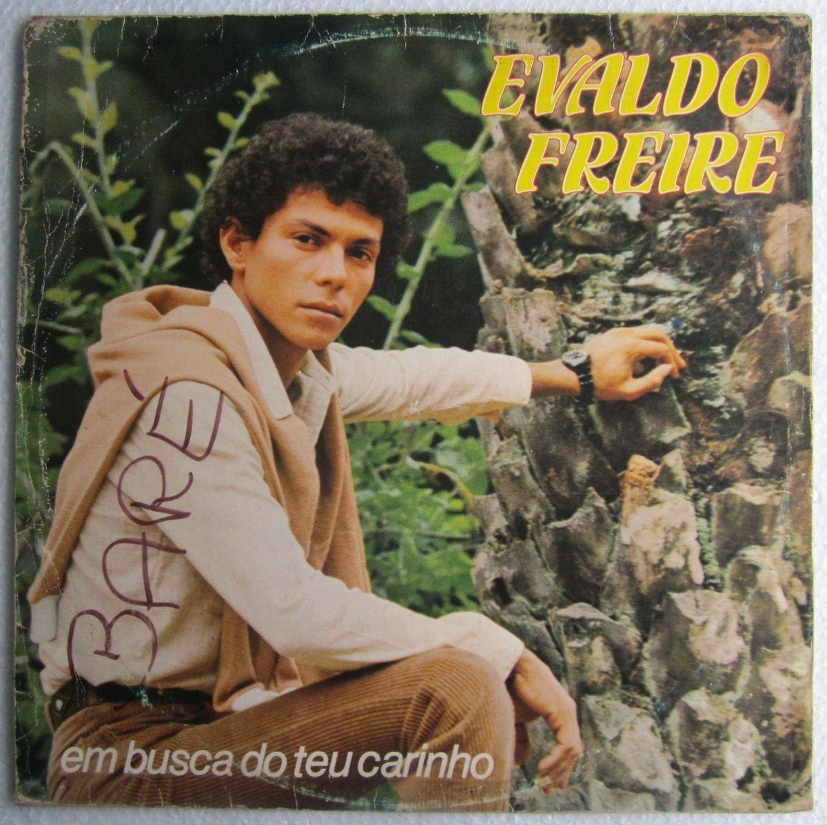 Capa do Álbum "Em Busca do Teu Carinho", de Evaldo Freire