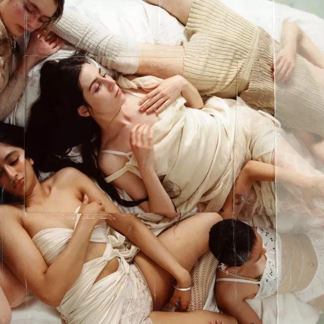 Portada de Sencillo/EP "Hot Mess", de Dodie Clark