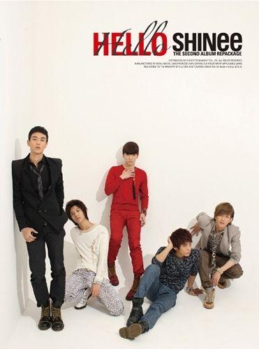 Capa do álbum "Hello", de SHINee