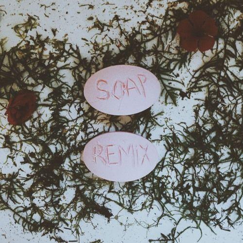 Capa do álbum "Soap (Remixes)", de Melanie Martinez