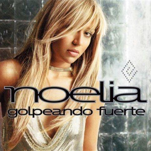 Capa do Álbum "Golpeando Fuerte", de Noelia