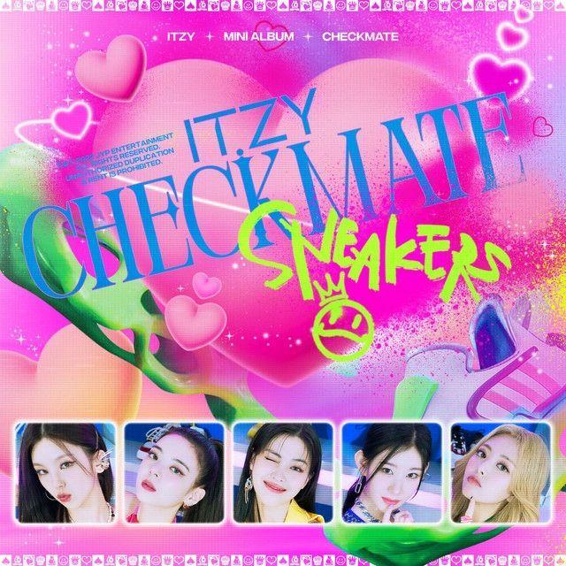 Album cover of "CHECKMATE" by ITZY