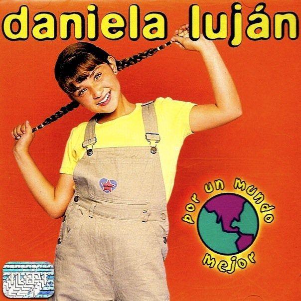Portada de Álbum "Por Un Mundo Mejor", de Daniela Lujan