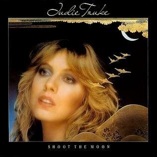 Portada de Álbum "Shoot The Moon", de Judie Tzuke
