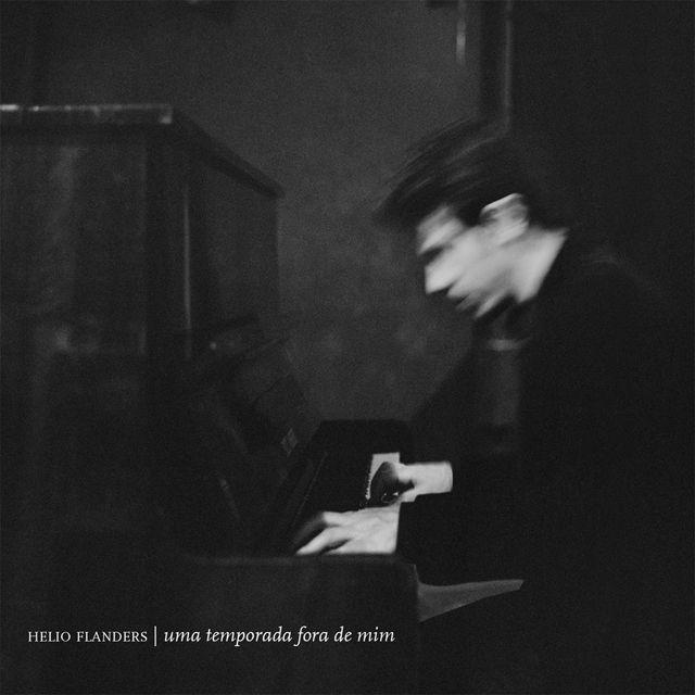 Portada de Álbum "Uma Temporada Fora de Mim", de Helio Flanders