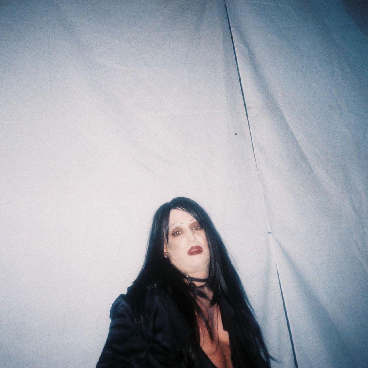 Portada de Álbum "TRST", de Trust