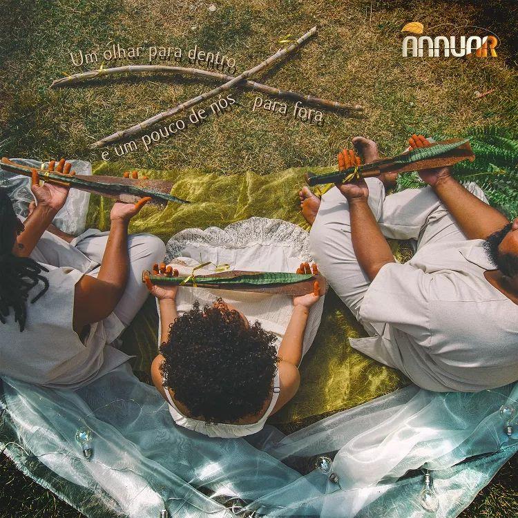 Portada de Álbum "Um olhar para dentro e um pouco de nós para fora", de Grupo Annuar