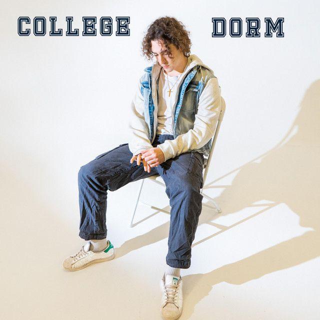 Portada de Sencillo/EP "COLLEGE DORM", de Braden Bales
