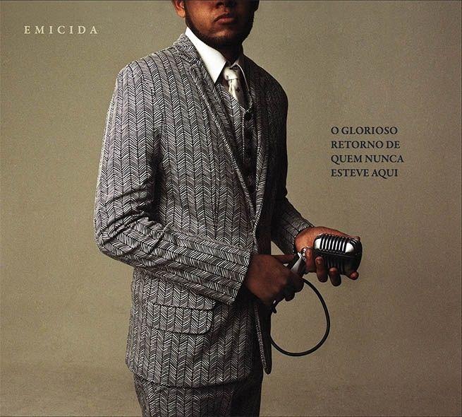 Capa do Álbum "O Glorioso Retorno de Quem Nunca Esteve Aqui", de Emicida