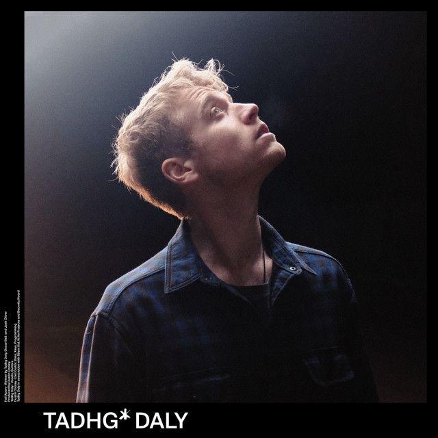 Portada de Sencillo/EP "Fall Apart", de Tadhg Daly