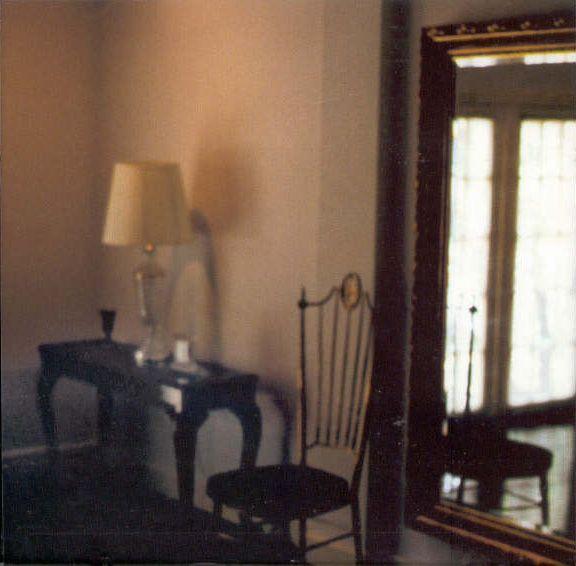 Capa do álbum "Skirting The Edge", de Jandek