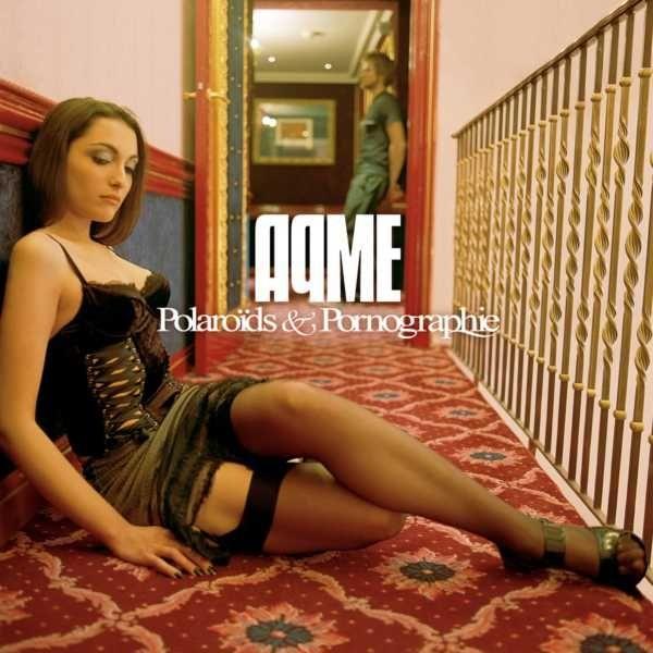 Capa do Álbum "Polaroïds & Pornographie", de AqME