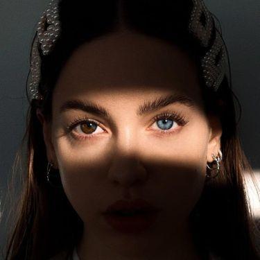 Portada de Sencillo/EP "Relations", de Felicia Lu