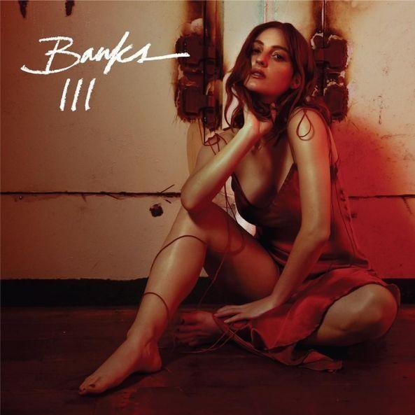 Capa do Álbum "III", de Banks