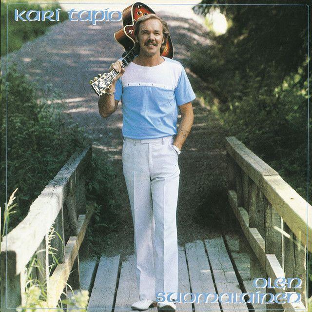 Capa do álbum "Olen Suomalainen", de Kari Tapio